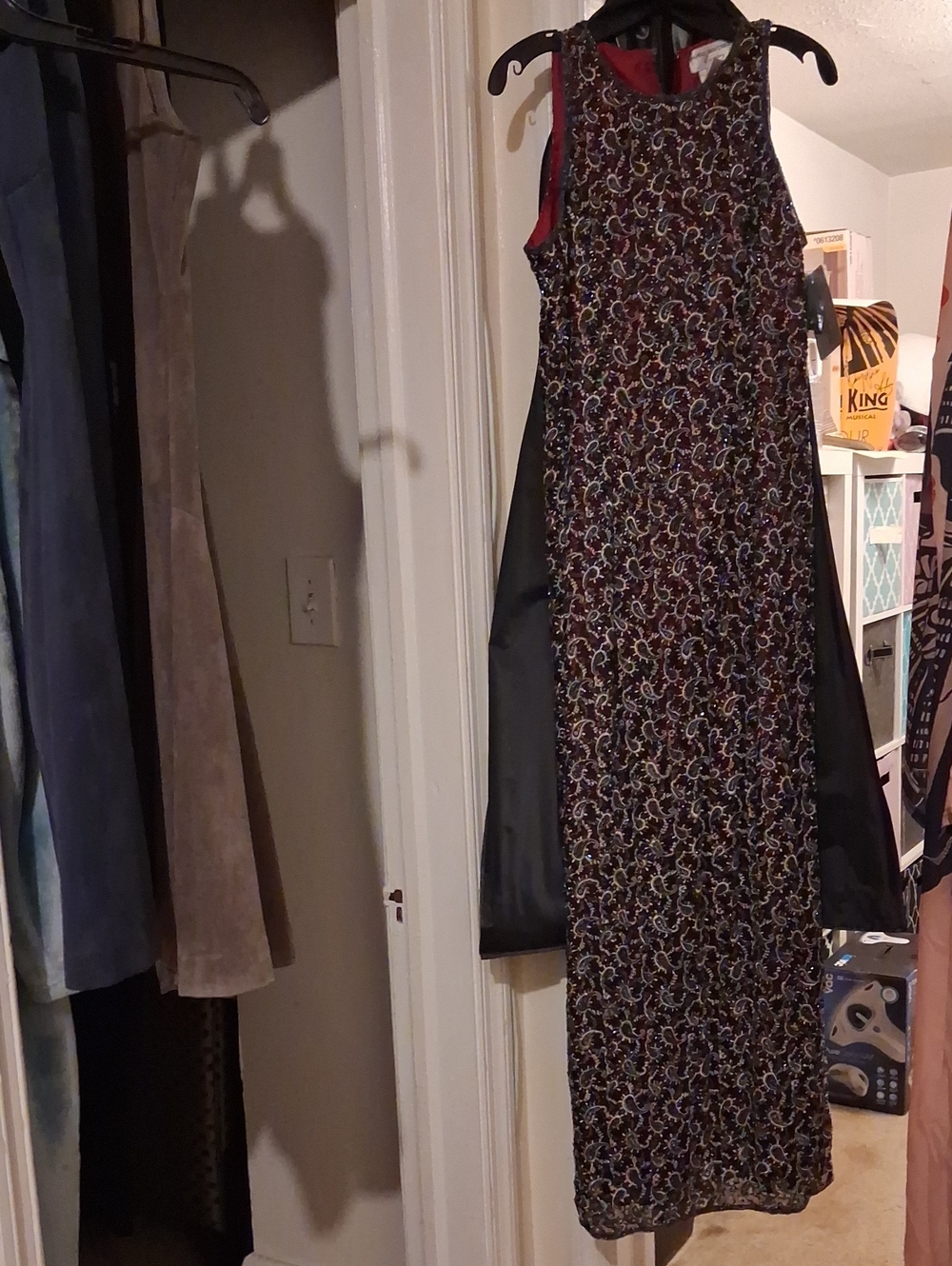 Sleeveless Black Floral Evening Dress